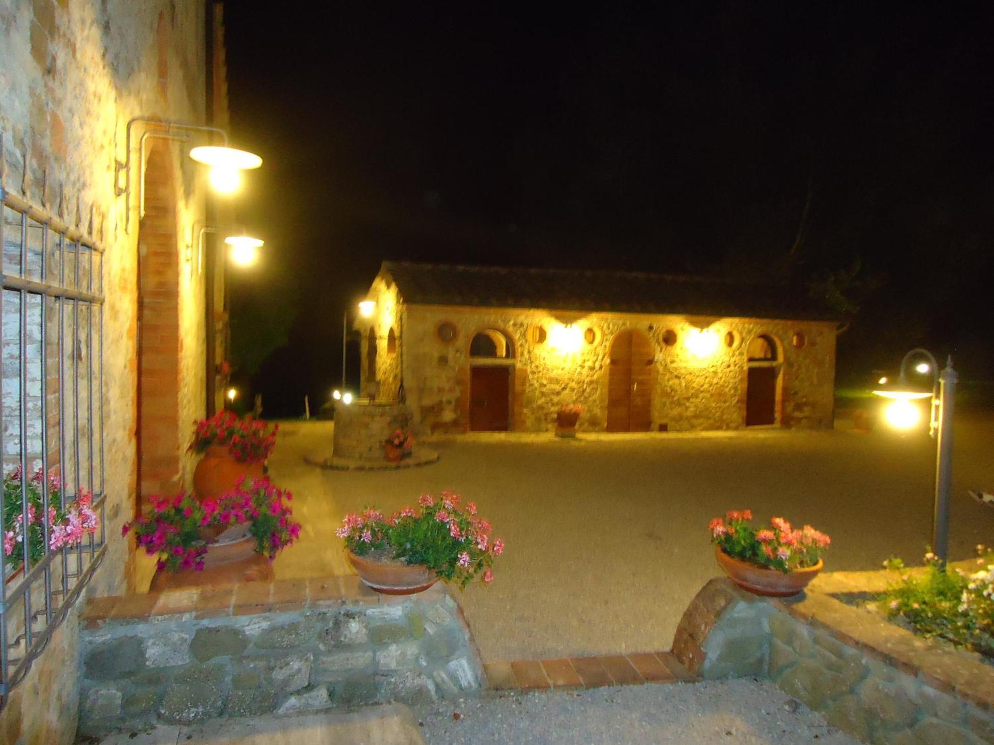 Podere La Chiusella B&B Rapolano Terme Exterior photo